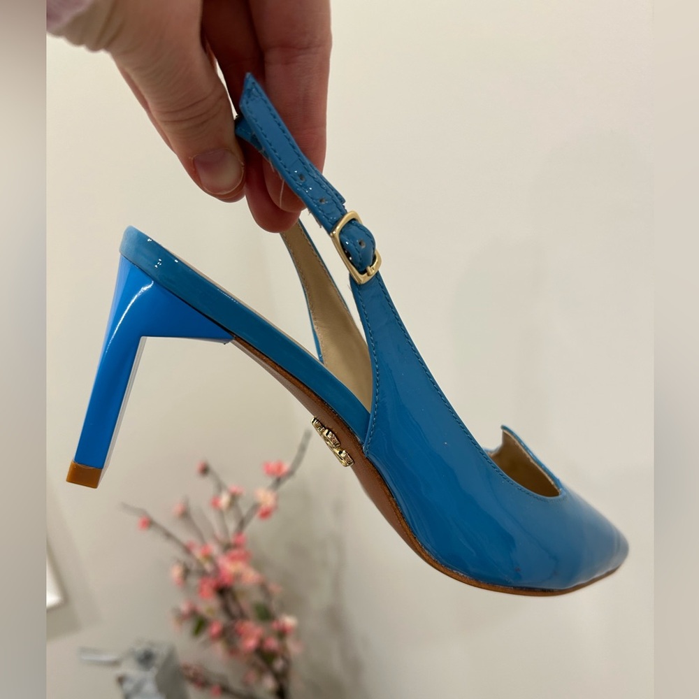 Zvelle blue patent sling back. Size 37
